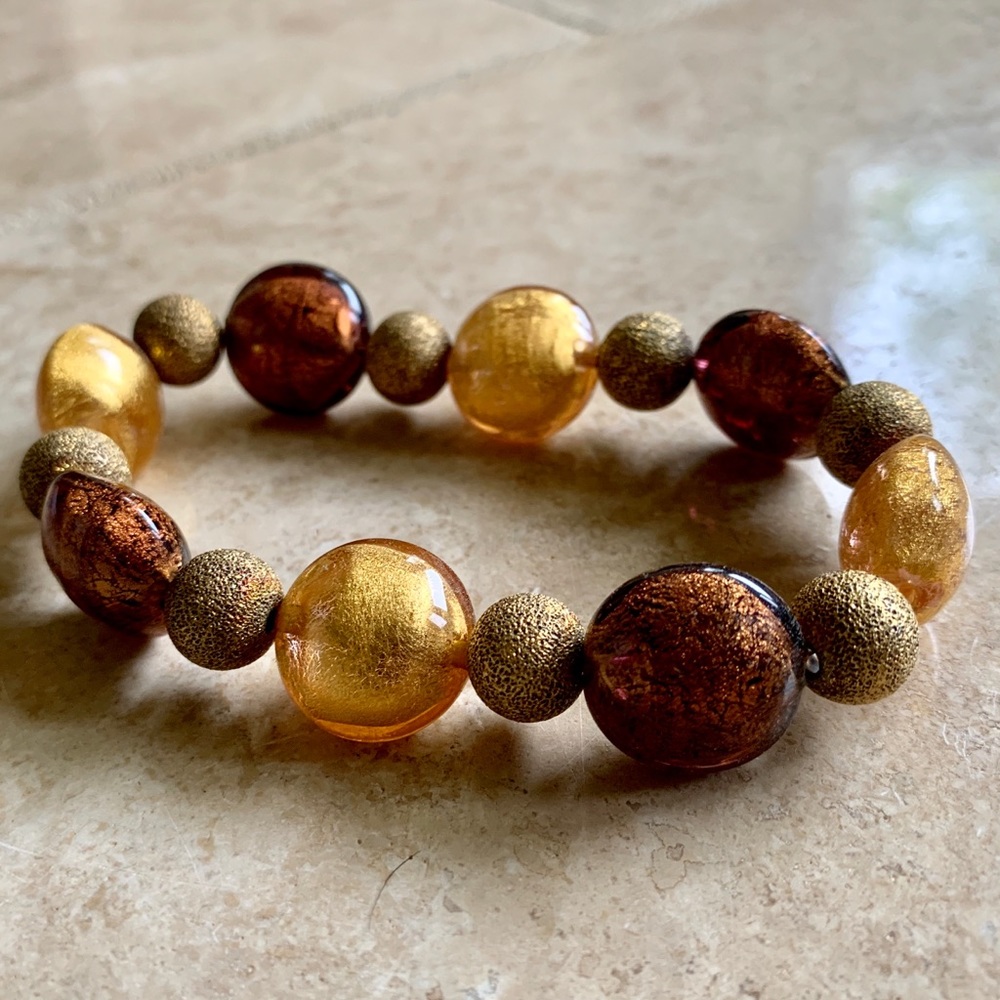 Murano glass stretch bracelet.